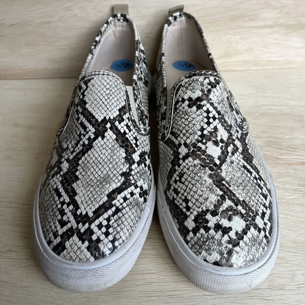Tommy Bahama Women shoes Sz 6.5 Faux Leather Snakeskin Fashion Slip On Sneaker